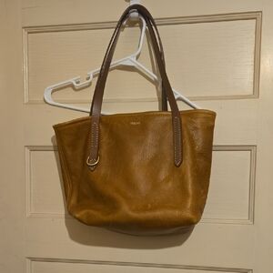 Fount Petite Bellfield In Goldenrod